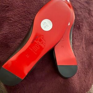 NEVER WORN Christian louboutin brown ballerina flats